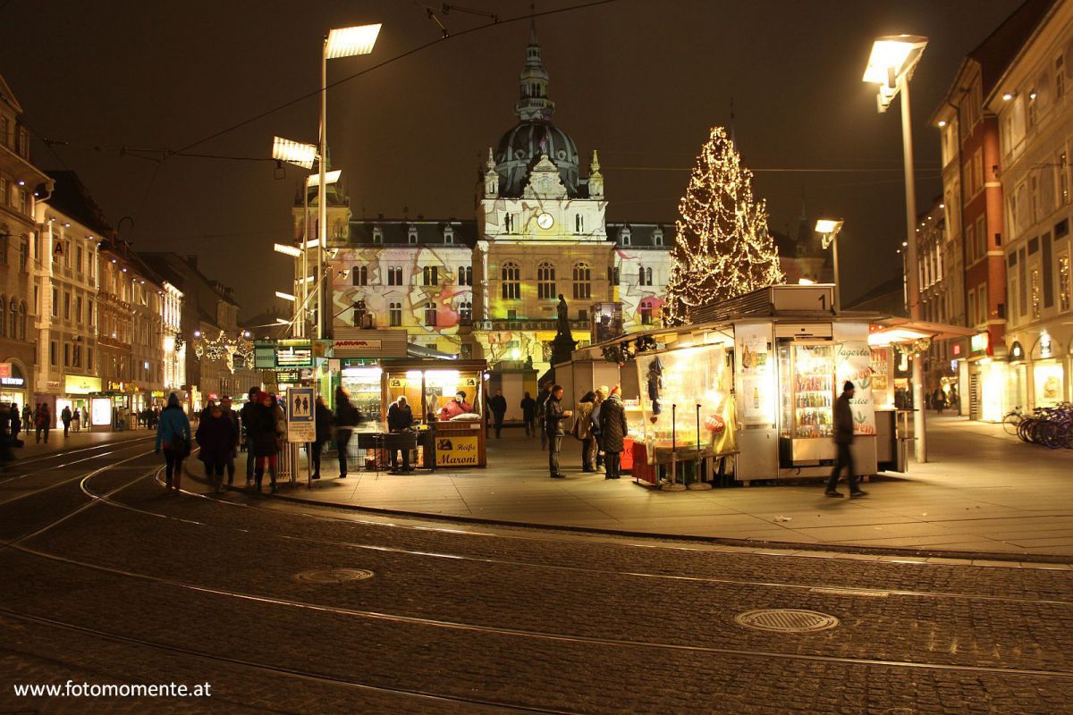 hauptplatz-graz-nacht-advent