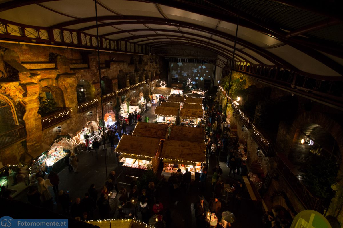 Weihnachtsmarkt in den Kasematten von oben 2