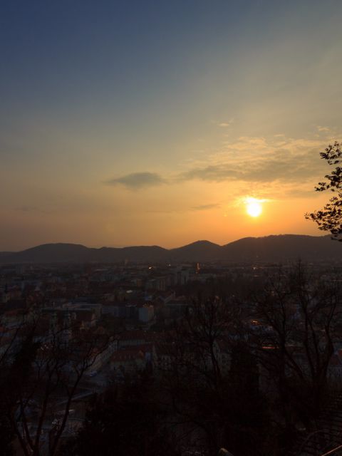 Timelapse Sonnenuntergang Graz 480x640 - Graz - Timelapse vom Sonnenuntergang am Schlossberg am 21.3.2015